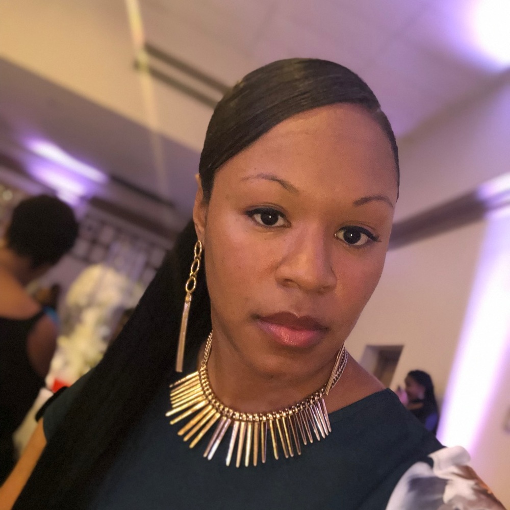 Meet your Posher, Andrea